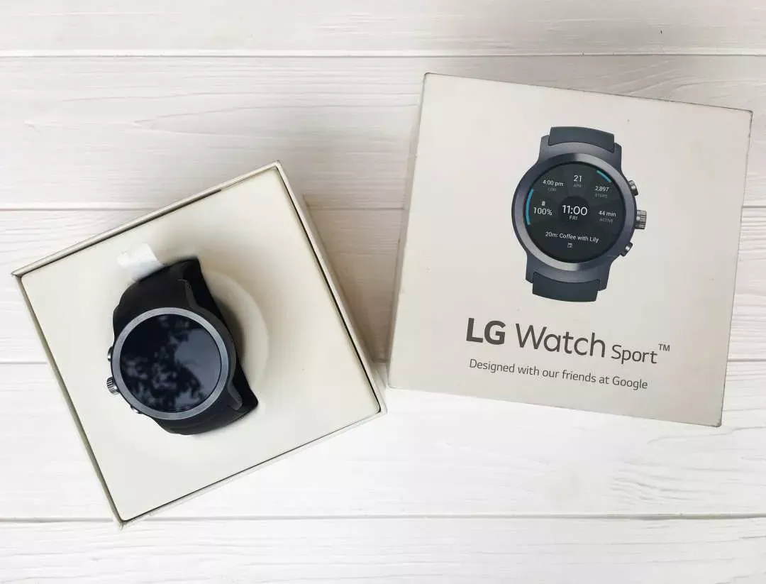 Смарт годинник LG Watch Sport Stainless Steel W280A