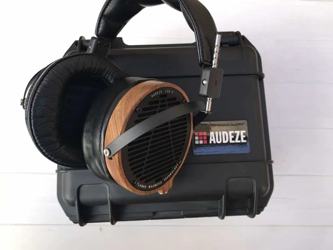  Наушники Audeze LCD-2