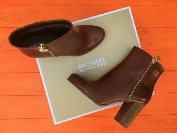 Жіноче взуття Michael Kors