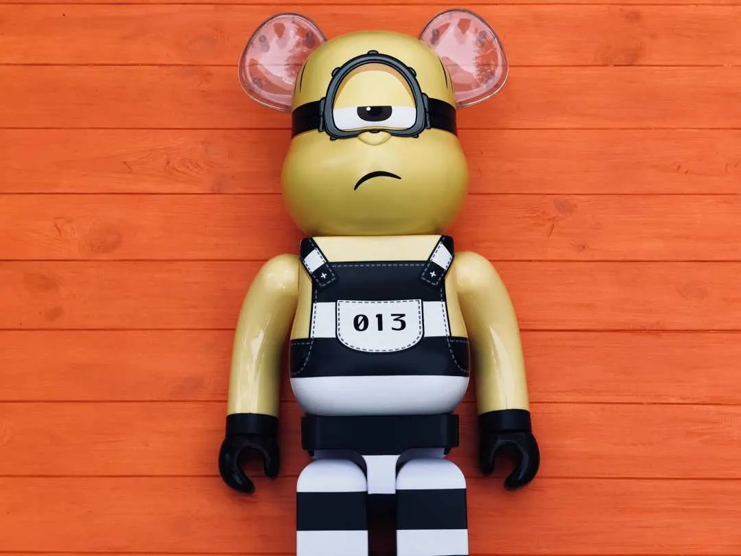 Колекційна іграшка MEDICOM Bearbrick Колекційна іграшка MEDICOM Bearbrick