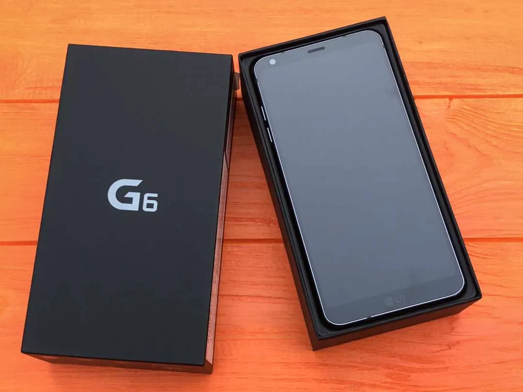 Мобільний телефон LG G6, б-у Мобільний телефон LG G6, б-у