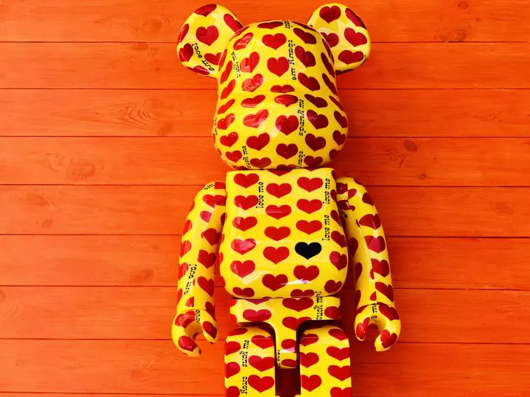 Іграшка MEDICOM Bearbrick, Amplifier 20th Memorial Yellow Heart, 1000%