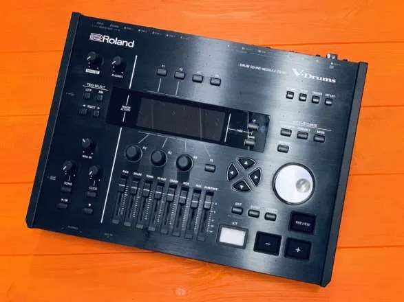 Комплект для электронных барабанов Roland TD-50DP