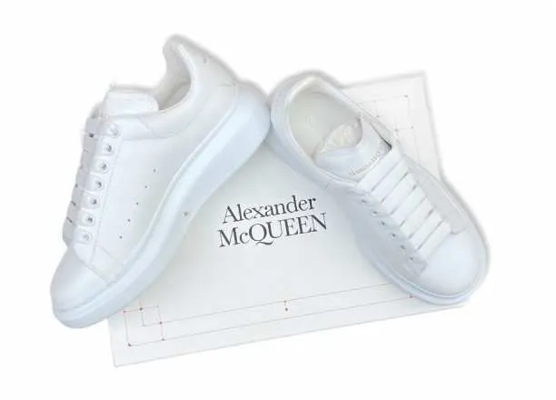Кросівки ALEXANDER MCQUEEN Oversized