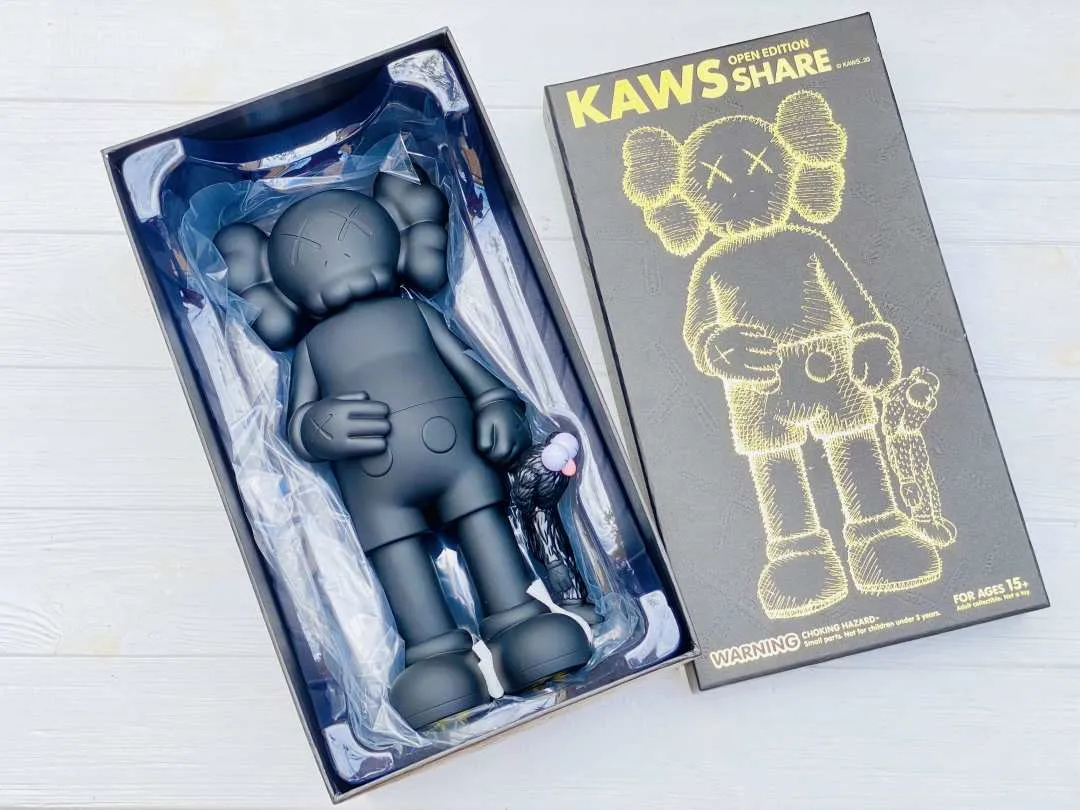 Коллекционная игрушка Kaws Share Black